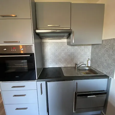 Apartmán Charmant T2 Avec Terrasse A 100m Des Thermes Du Connetable, Wi-fi, Lave-vaisselle. - Fr-1-541-25 *
